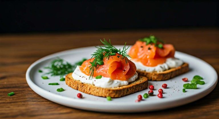 Recette Toasts Saumon, fromage et Herbes : délice Simple et Rapide